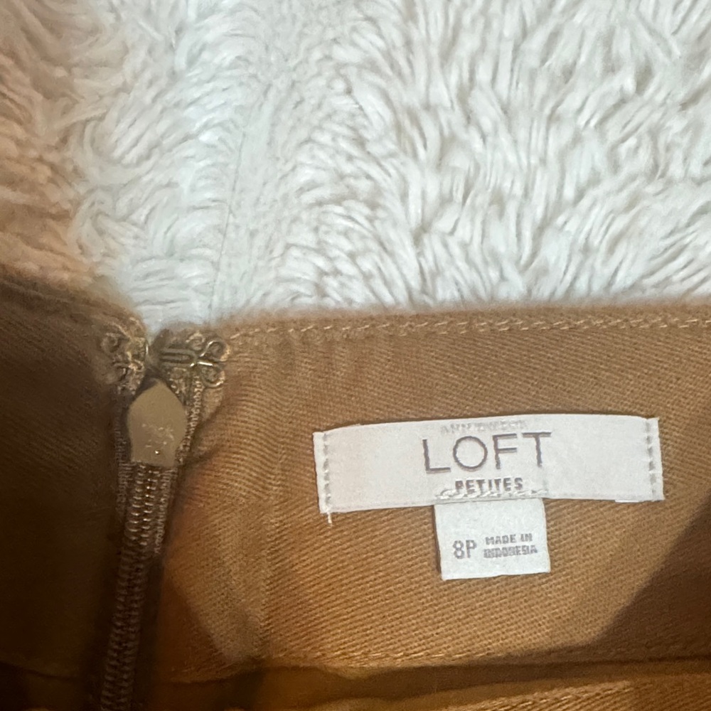 LOFT Tan/Brown Wool Blend Skirt -Size 8P - Picture 3 of 11